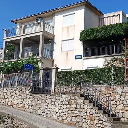 Apartmani Silvana&Vera Senj  Exterior photo