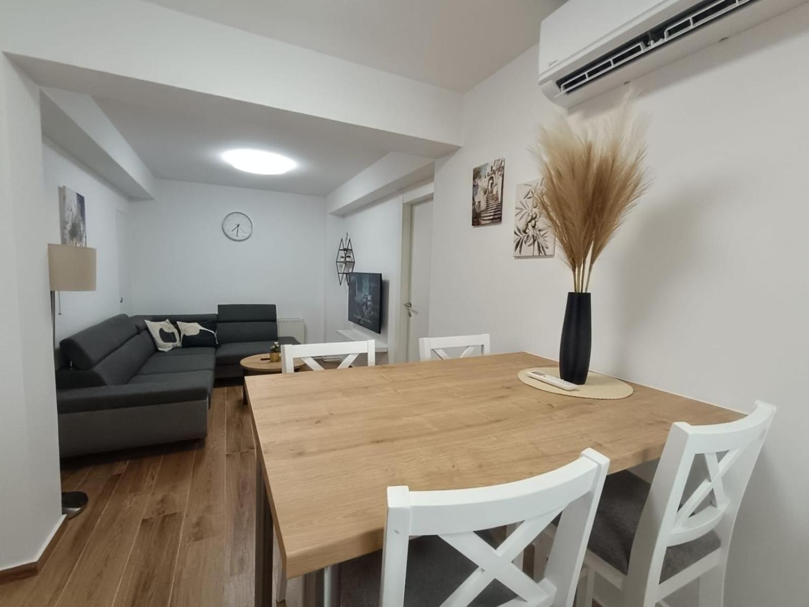 Apartament Silvana&vera *